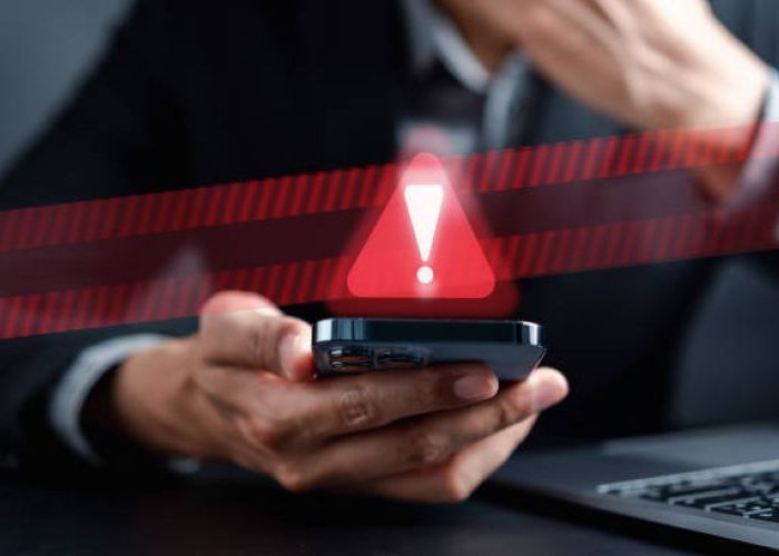 Immagine che raffigura Allerta truffe: falsi messaggi sulla TARI